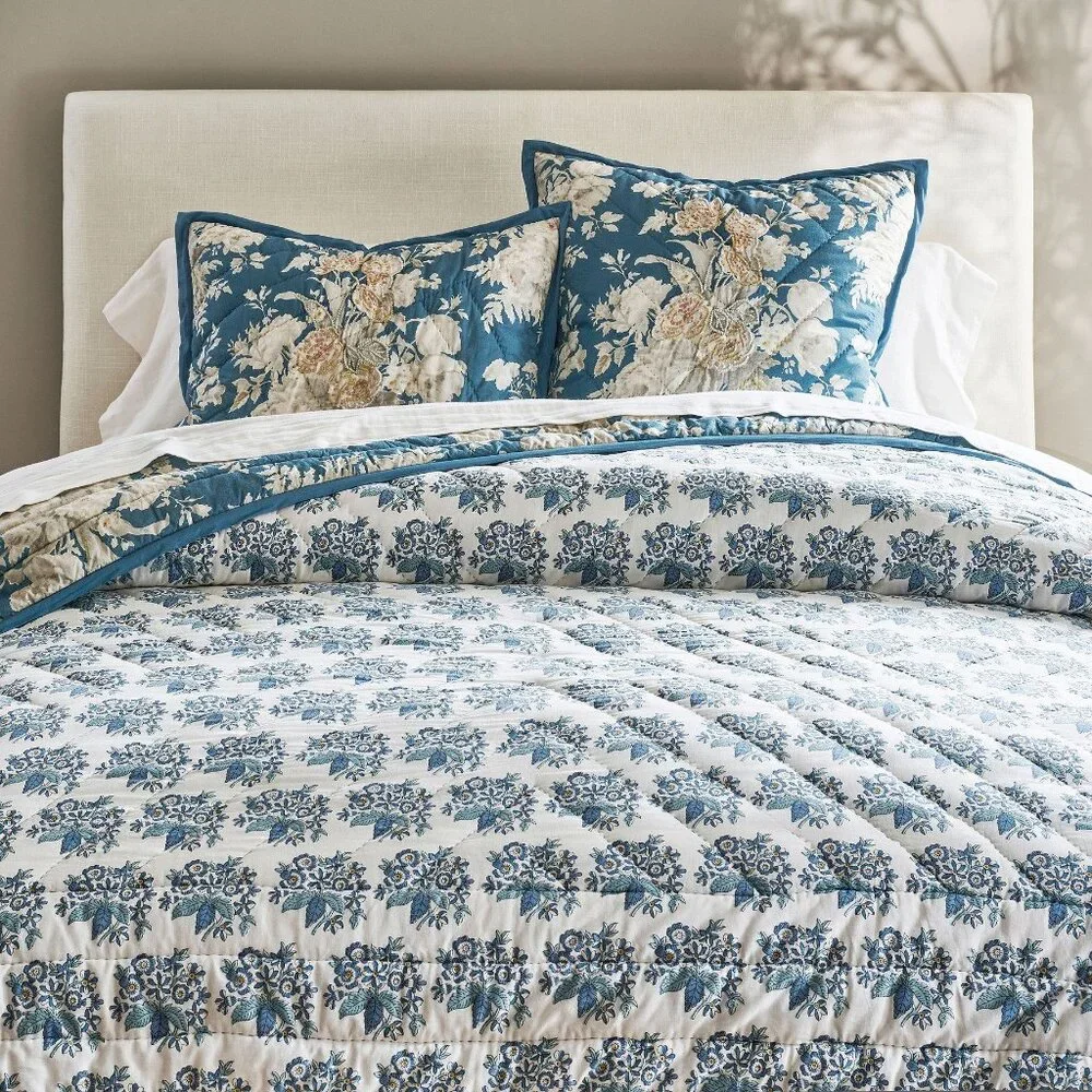 Pottery Barn Bethany Floral Embroidered Reversible Quilt + 2 Standard Shams NWT